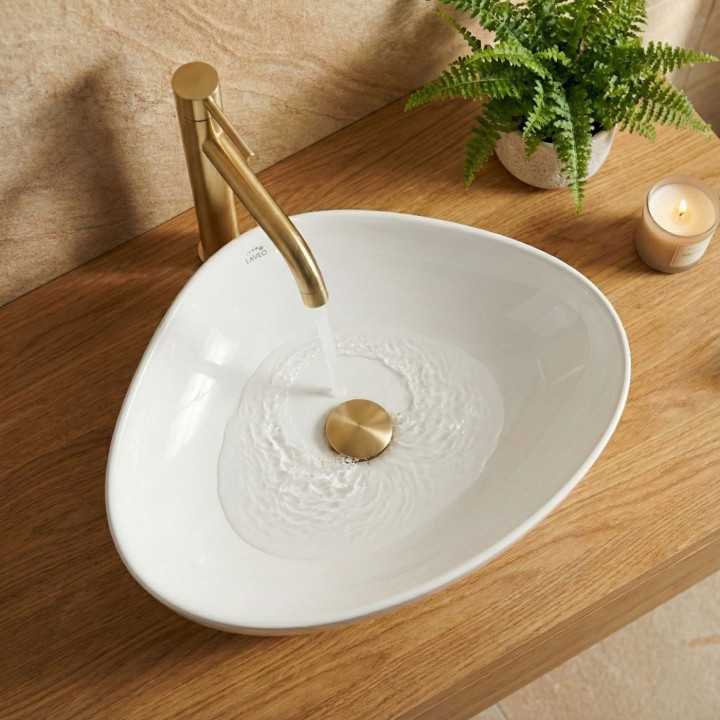 Asymmetric - umywalka nablatowa ceramiczna – Laveo