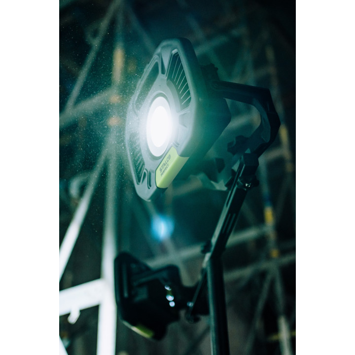 Reflektor aku LED LUM-X C-FL40W – Stalco Perfect
