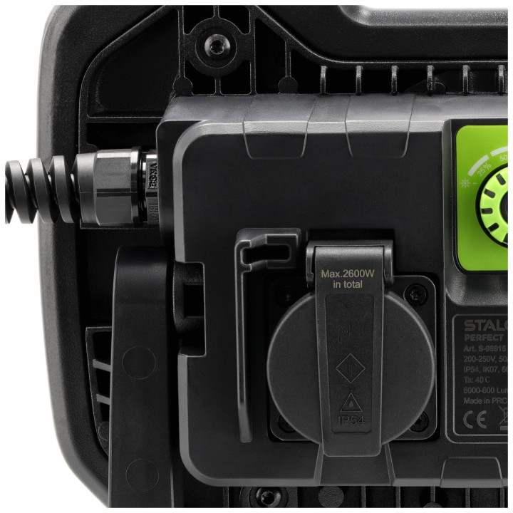 Reflektor LED LUM-X C-CFL60W – Stalco Perfect