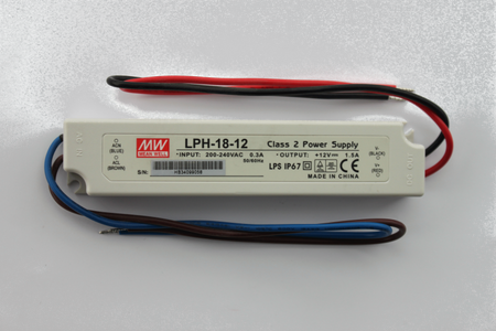 Zasilanie sieciowe 230 V AC/12 V DC/18 W, IP67