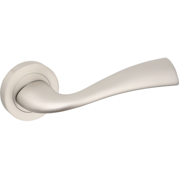 MALTA klamka na rozecie