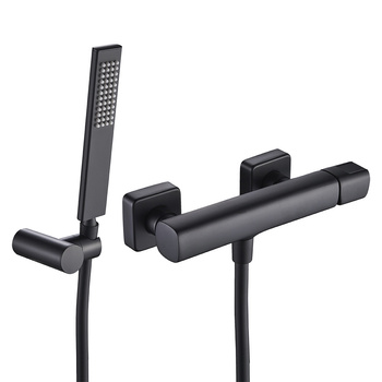 Tores - bateria natryskowa ścienna z zestawem natryskowym