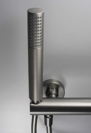 Bateria prysznicowa z zestawem prysznicowym titanium BQS D41M