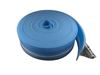 Taśma brzegowa, samoprzylepna, nacięcia+folia samoprzylepna (1szt=50m)