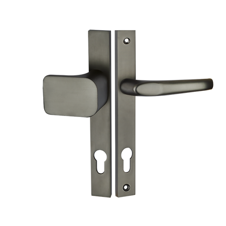 MAGNAT klamka-uchwyt na szyldzie długim na wkładkę